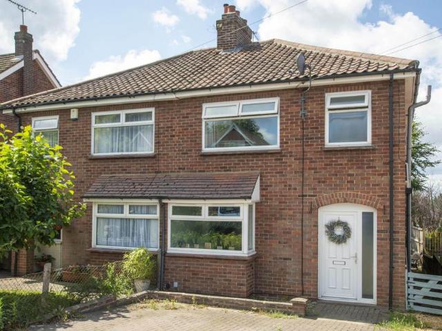 House for sale in New Catton, East Bank