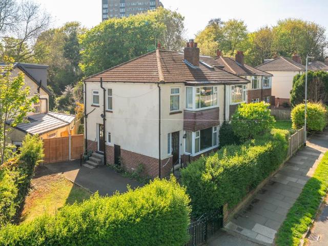 House for sale in Chapel Allerton, West Yorkshire