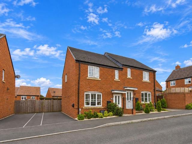 House for sale in Upper Wick, Malvern Hills