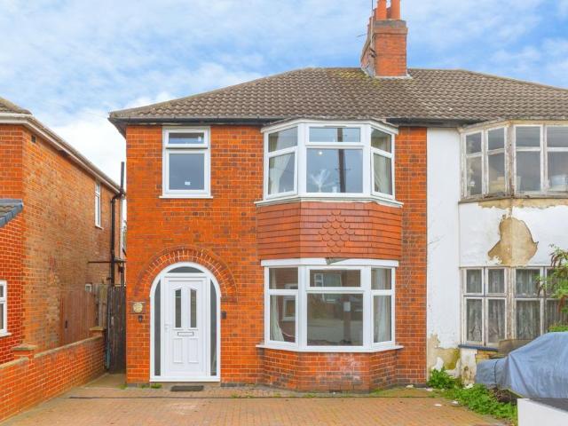 House for sale in Westcotes, Leicester