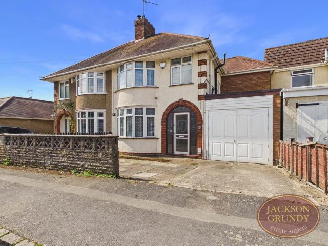 House for sale in Long Buckby, Northamptonshire