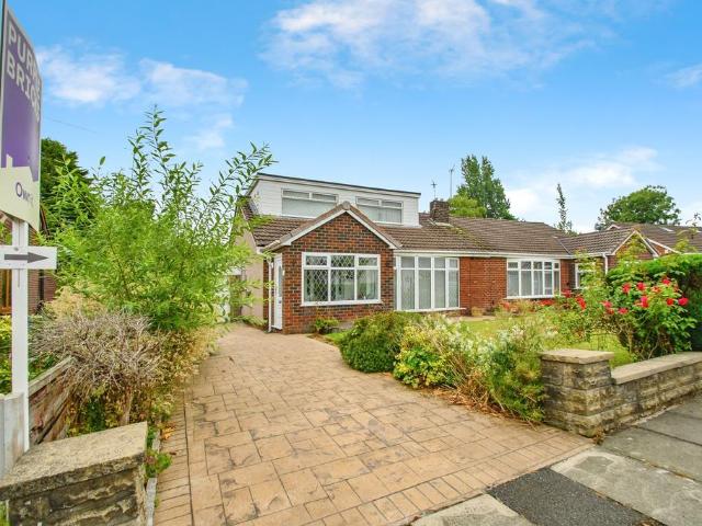 House for sale in Burnedge, Greater Manchester