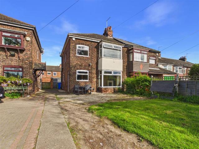 House for sale in Elloughton-cum-Brough, Brough