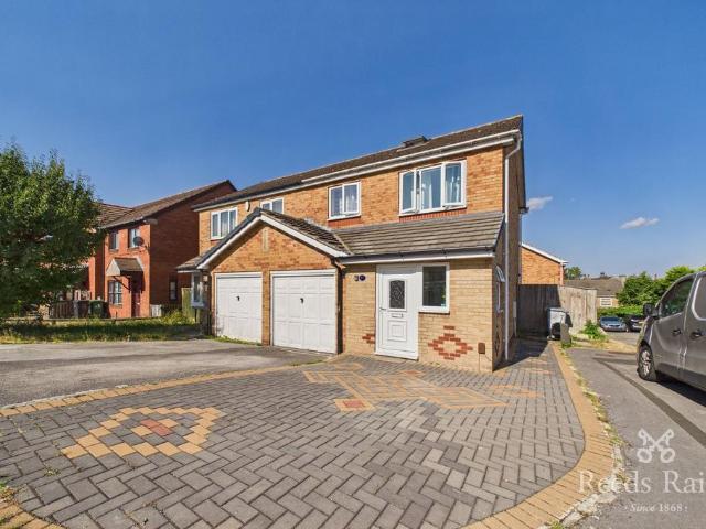 House for sale in Beaumont Park, Armitage Bridge