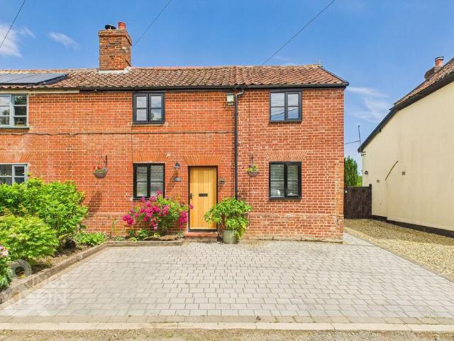 House for sale in Burgh St Peter, Norfolk