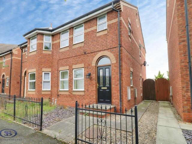 House for sale in Hammond Street
