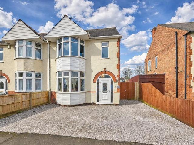 House for sale in Barwell, Barton