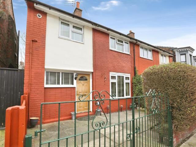 House for sale in Calderstones