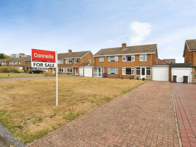 House for sale in Wednesfield, West Midlands