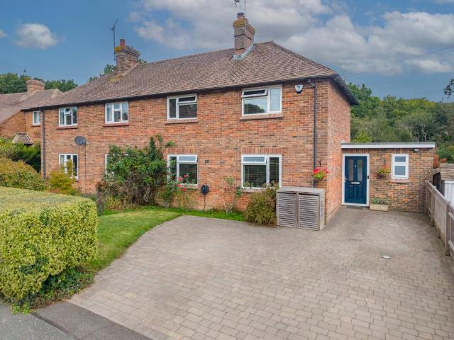House for sale in Jarvis Brook, Wealden