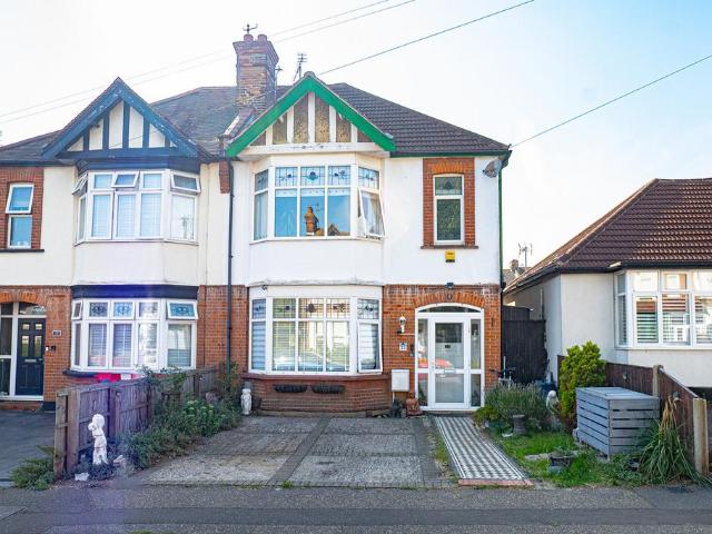 House for sale in Kursaal Estate, Alton Barnes