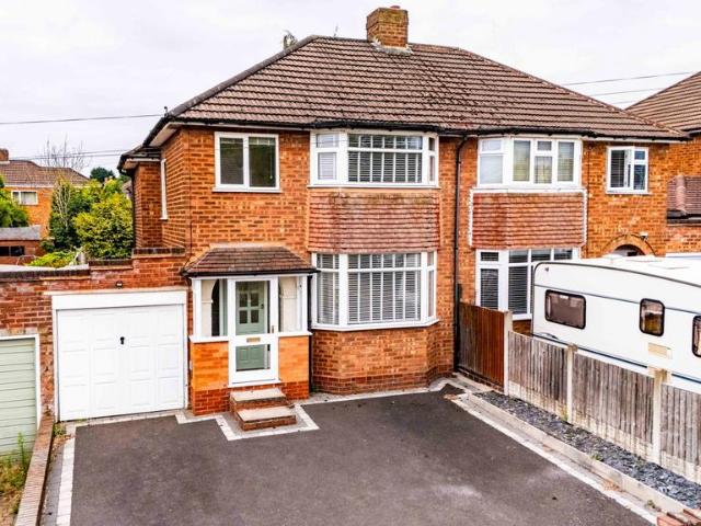 House for sale in Brownhills, West Midlands