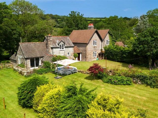 House for sale in Strode, Devon