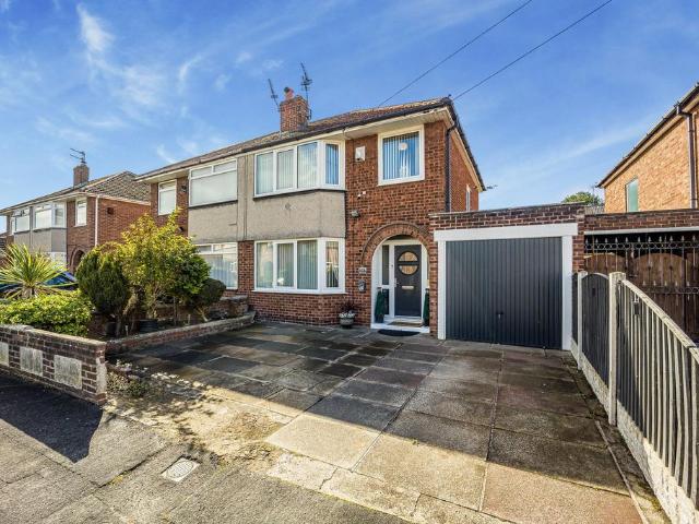 House for sale in Great Sutton, Ellesmere Port
