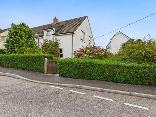 House for sale in Penbeagle, Cornwall