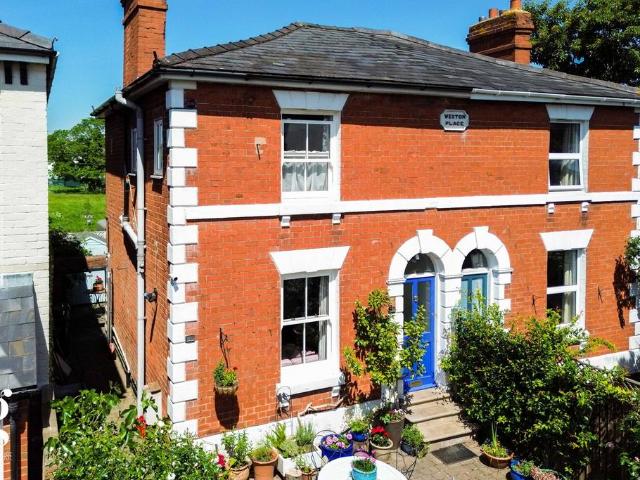 House for sale in Portfields, Lower Bullingham