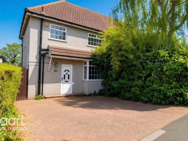 House for sale in Harold Wood, Greater London