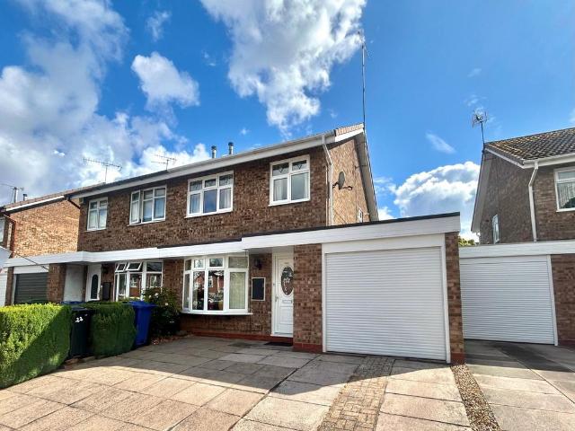 House for sale in Coseley, West Midlands