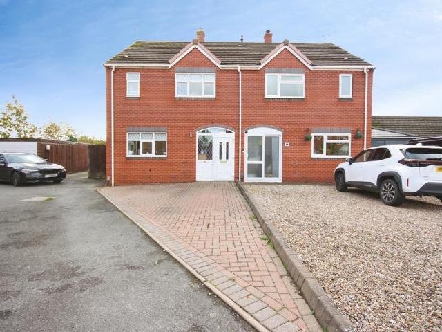 House for sale in Whitnash, Warwick