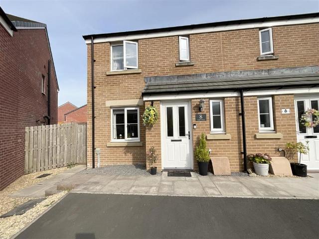 House for sale in Llangyndeyrn, Carway