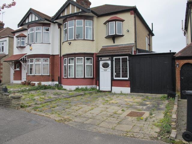 House for sale in Snaresbrook, Greater London