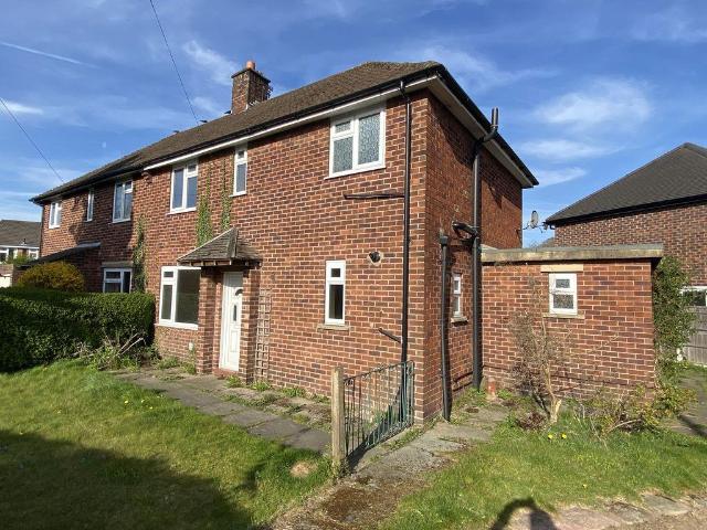House for sale in Cuddington, Cheshire