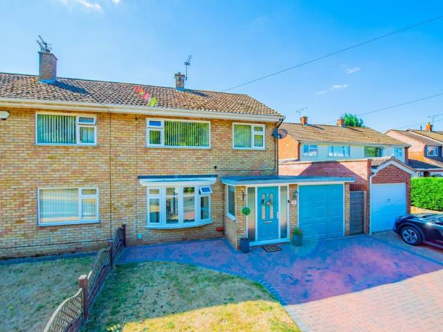 House for sale in Heath Farm, Frankwell
