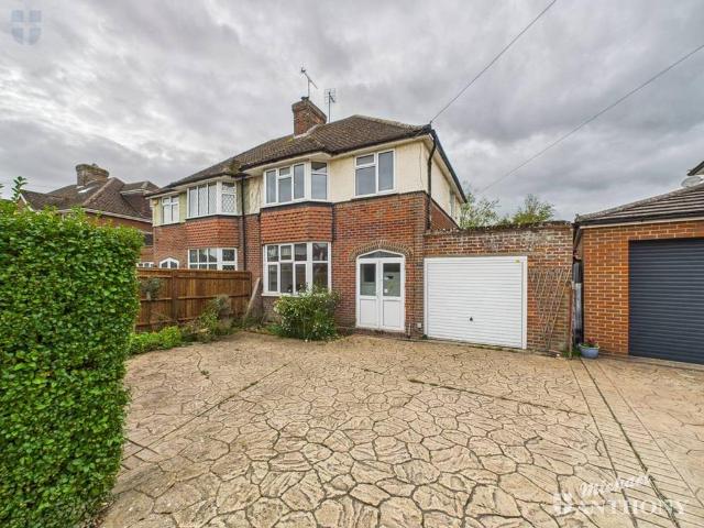House for sale in Bedgrove, Aylesbury