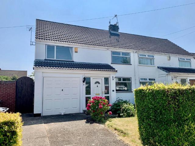 House for sale in Overchurch Hill, Upton