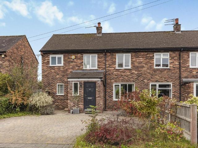 House for sale in Prestbury