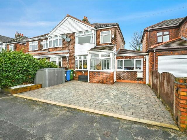 House for sale in Greystone Heath, Warrington