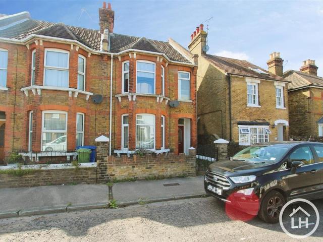 House for sale in Regent Quay, Oad Street