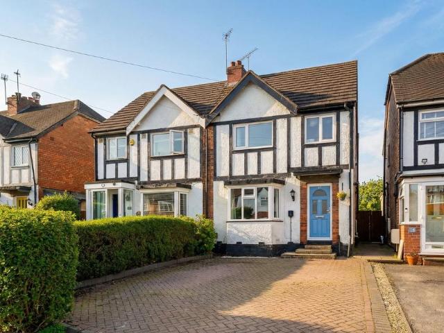 House for sale in Shirley, West Midlands