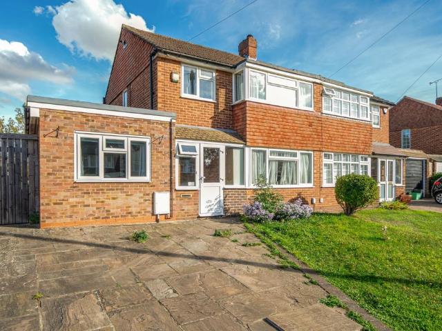 House for sale in Blackbrook, Greater London