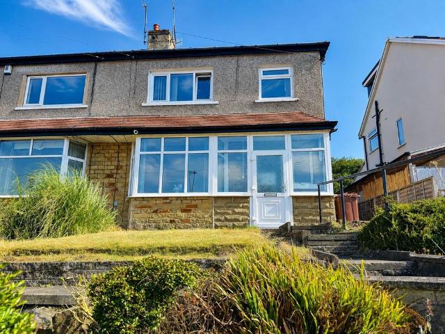 House for sale in Baildon, West Yorkshire