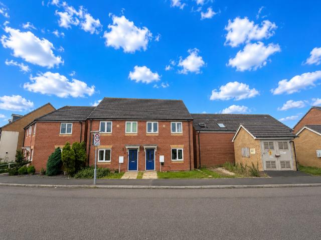 House for sale in Cardea, Peterborough
