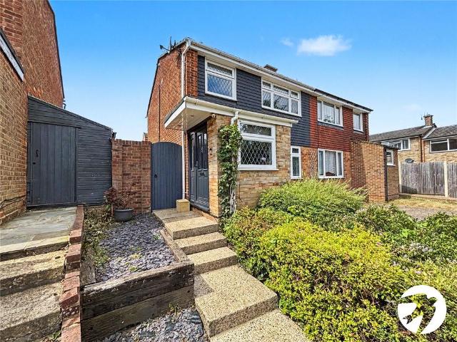 House for sale in Chatham