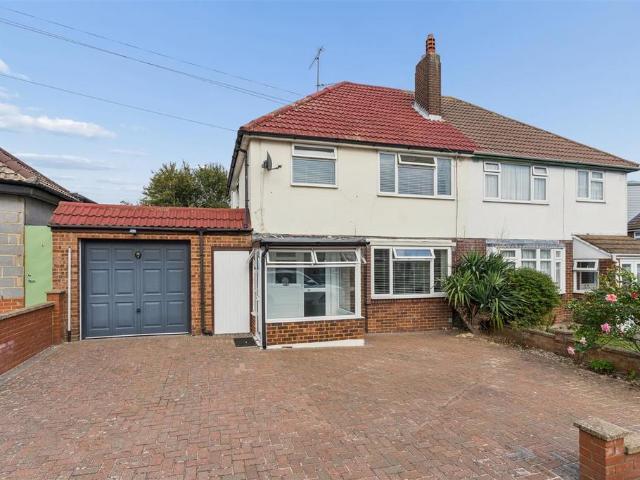 House for sale in Sundon Park, Luton