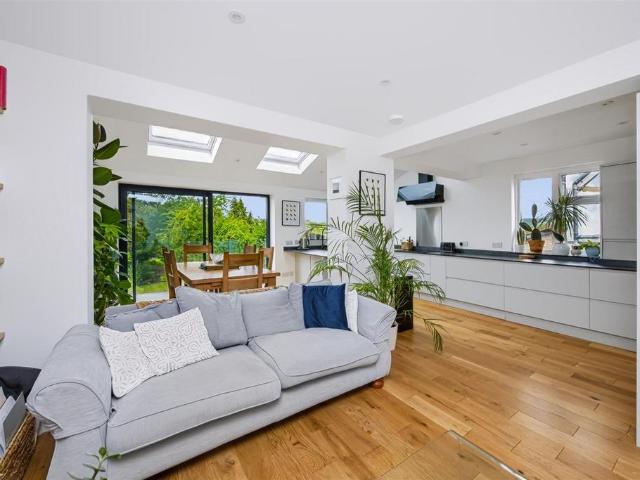 House for sale in Hollingbury, Patcham