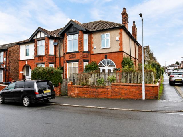 House for sale in Sedgley Park, Bury