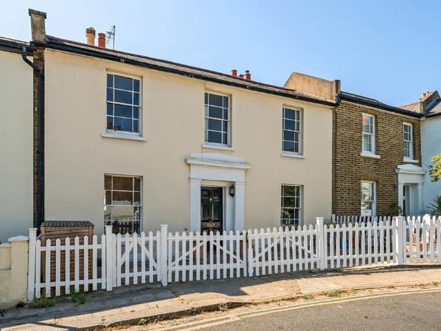 House for sale in Upper Sydenham, Greater London