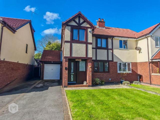 House for sale in Boothstown, Salford
