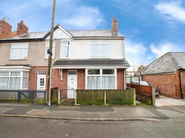 House for sale in Kedleston, East Midlands