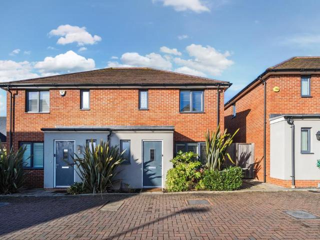 House for sale in Castle Hill, Monks Orchard