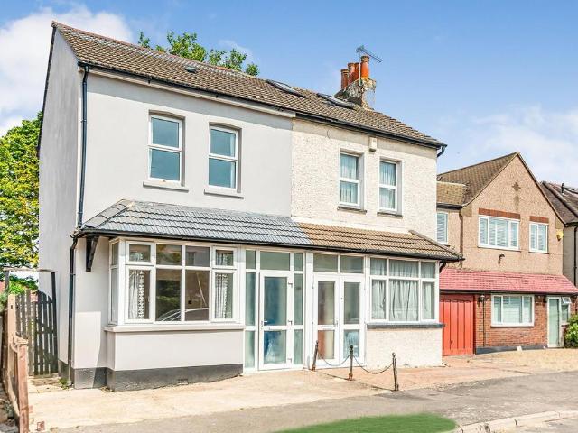 House for sale in Greater London