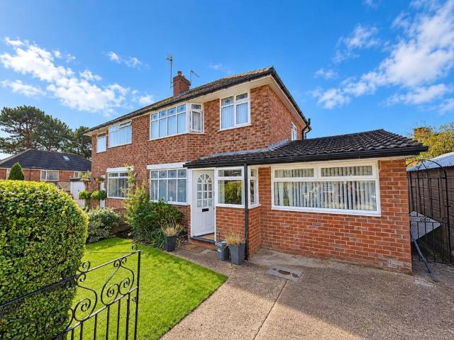 House for sale in Woodhey, Bebington