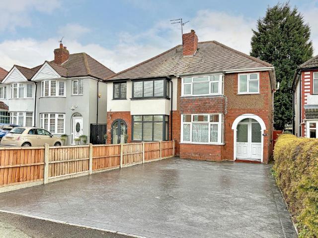 House for sale in Goldthorn Hill, Castlecroft