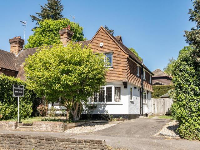 House for sale in Westfield, Woking