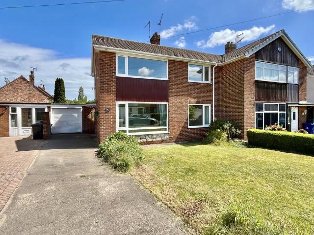 House for sale in Tickhill, South Yorkshire