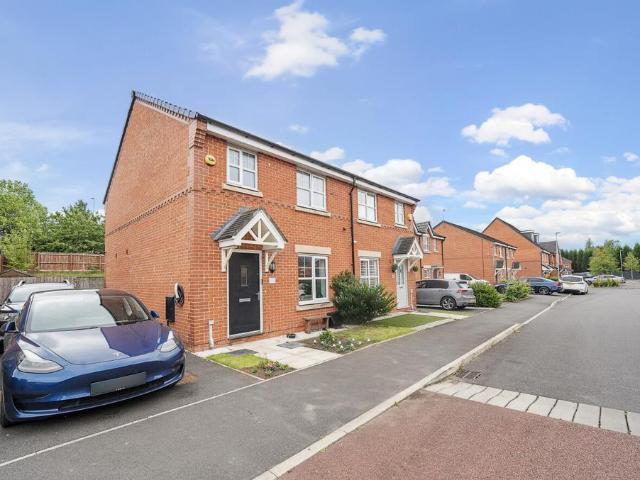 House for sale in Greenheys, Greater Manchester